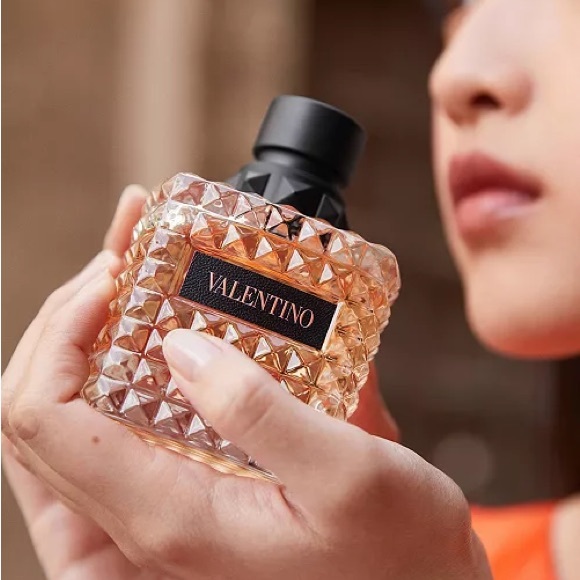 VALENTINO DONNA Born In Roma Coral Fantasy Eau de Parfum 3.4 oz. NEW/ NIB!!! - Picture 5 of 13